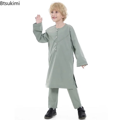 2025 Muslim Kids Jubba Thobe Arab Boy Thobe Children Abaya Ramadan Dress Pant Set 2 Piece Caftan Robe Kaftan Musulman Ensembles