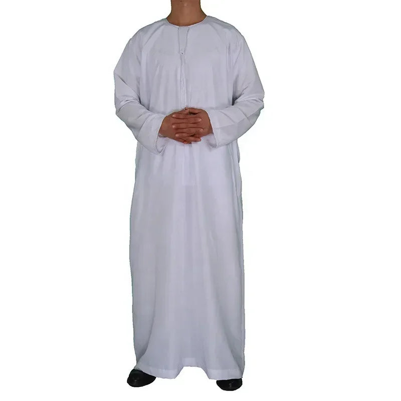 Exclusive Men's White Islamic Kaftan Jubba Thobe in Short Sleeve O-neck Style for Middle Eastern Looks