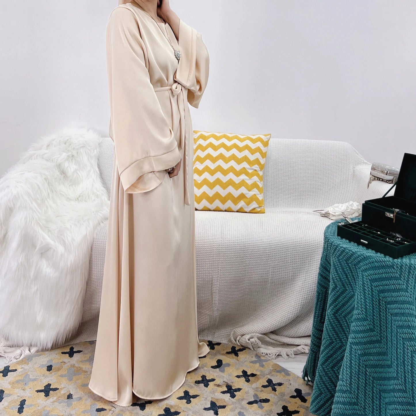 Plain Satin Abaya Dress for Muslim Women, Side Pockets Wide Sleeves, Dubai Turkish Hijabi Islamic Clothing, Modest Robe, Ramadan