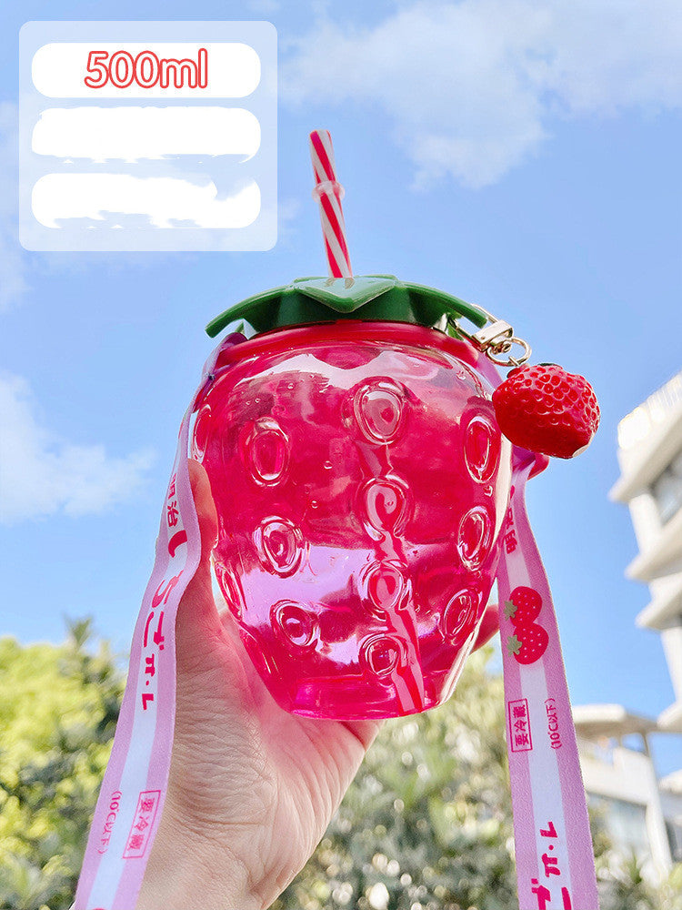 500ml Kawaii Strawberry Water Bottle Cute Strawberry Straw Water Bottle PP Milk Coffee Straw Cup Juice Drinkware Kitchen