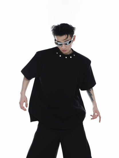 Small Metal Button Design With Shoulder Pads And Short Sleeves